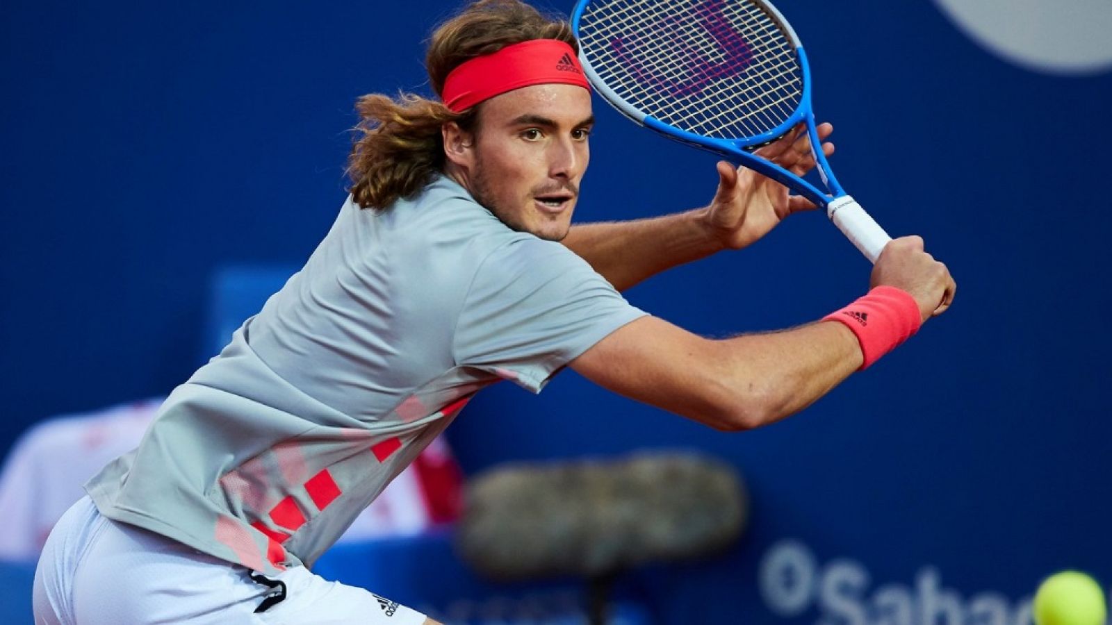 Tenis - ATP 500 'Trofeo Conde de Godó': M. Fucsovics - S. Tsitsipas