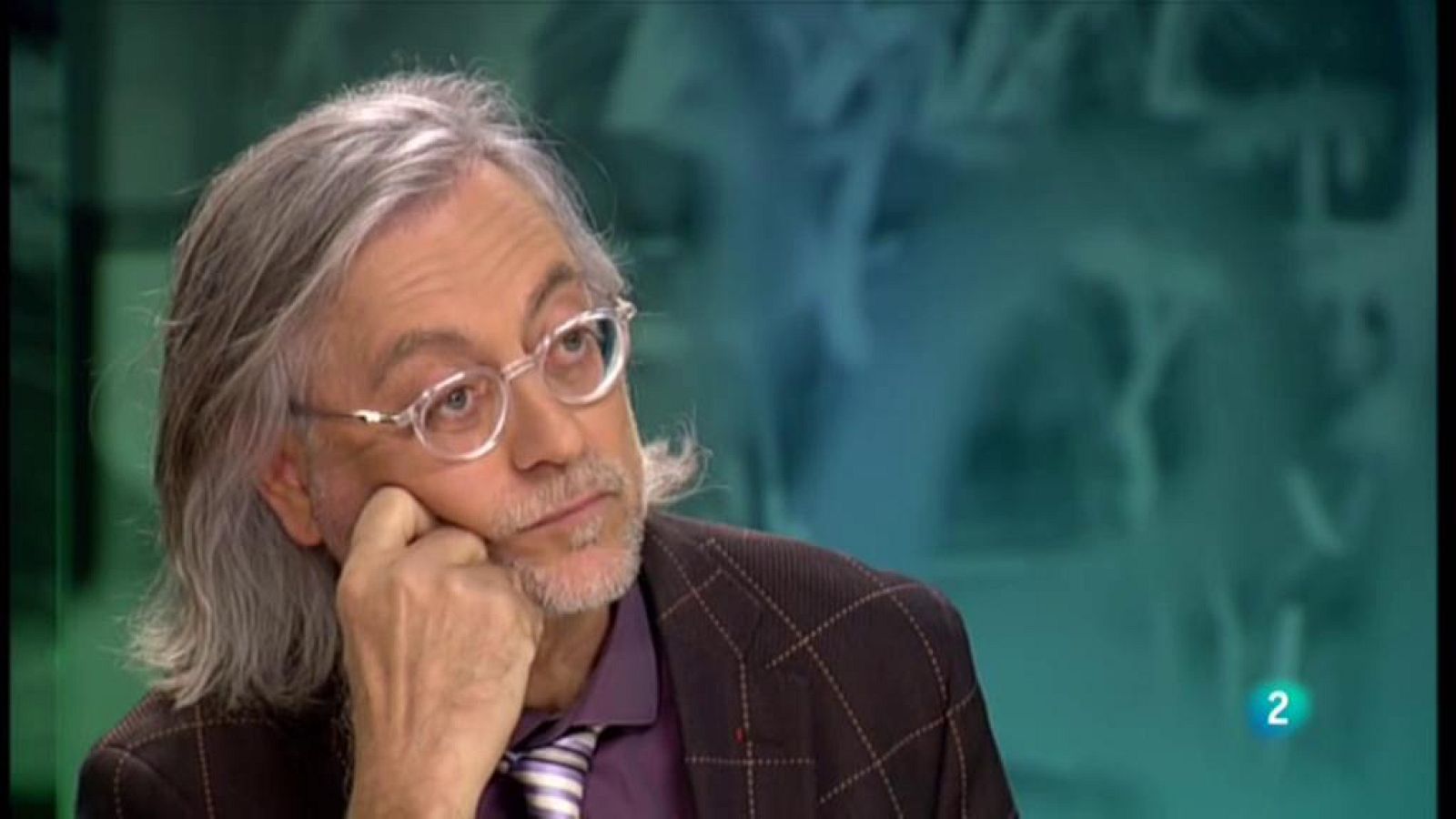 Vídeo sobre Noms Propis amb l'entrevista a Víctor Amela