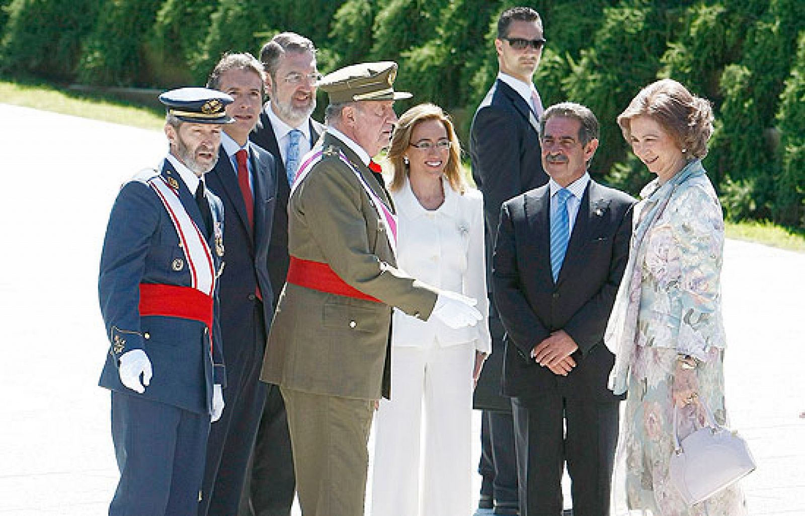 El Rey clausura el Día de las Fuerzas Armadas