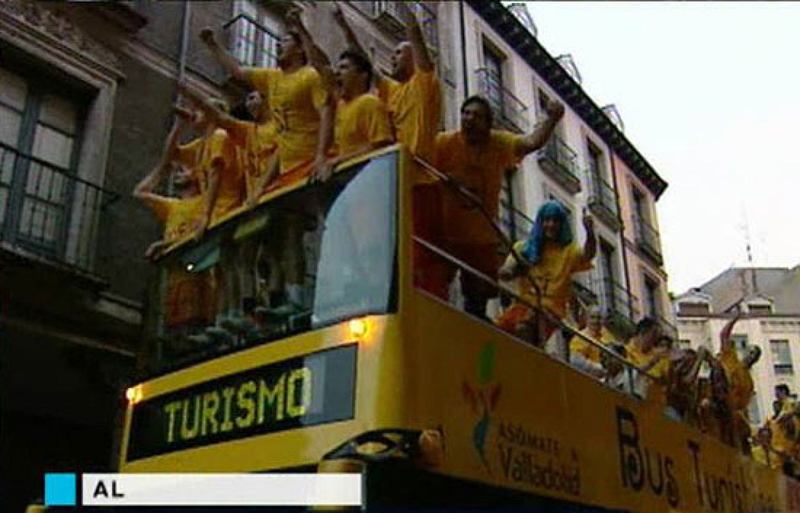 El Pevafersa Valladolid ha celebrado con los aficionados la consecución de la Recopa de Europa.