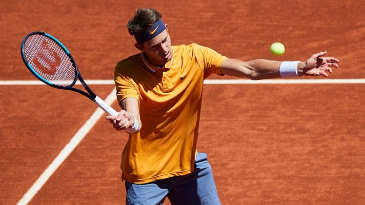 ATP 500 'Trofeo Conde de Godó' 1/4 Final: Medvédev - Jarry