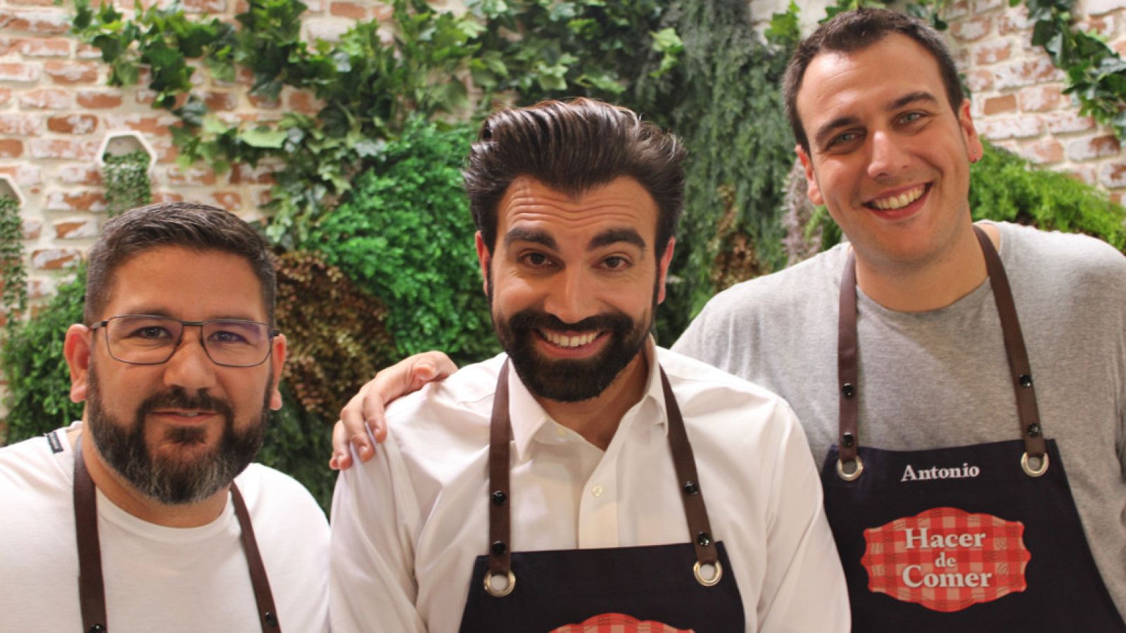 Hacer de comer - Alubias de Tolosa y leche frita - ver ahora