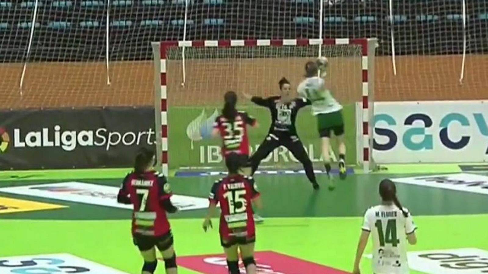 Balonmano - Copa de la Reina 1/4 Final: Hotel Gran Bilbao Prosetecnisa BM Zuazo - Elche Mustang - ver ahora