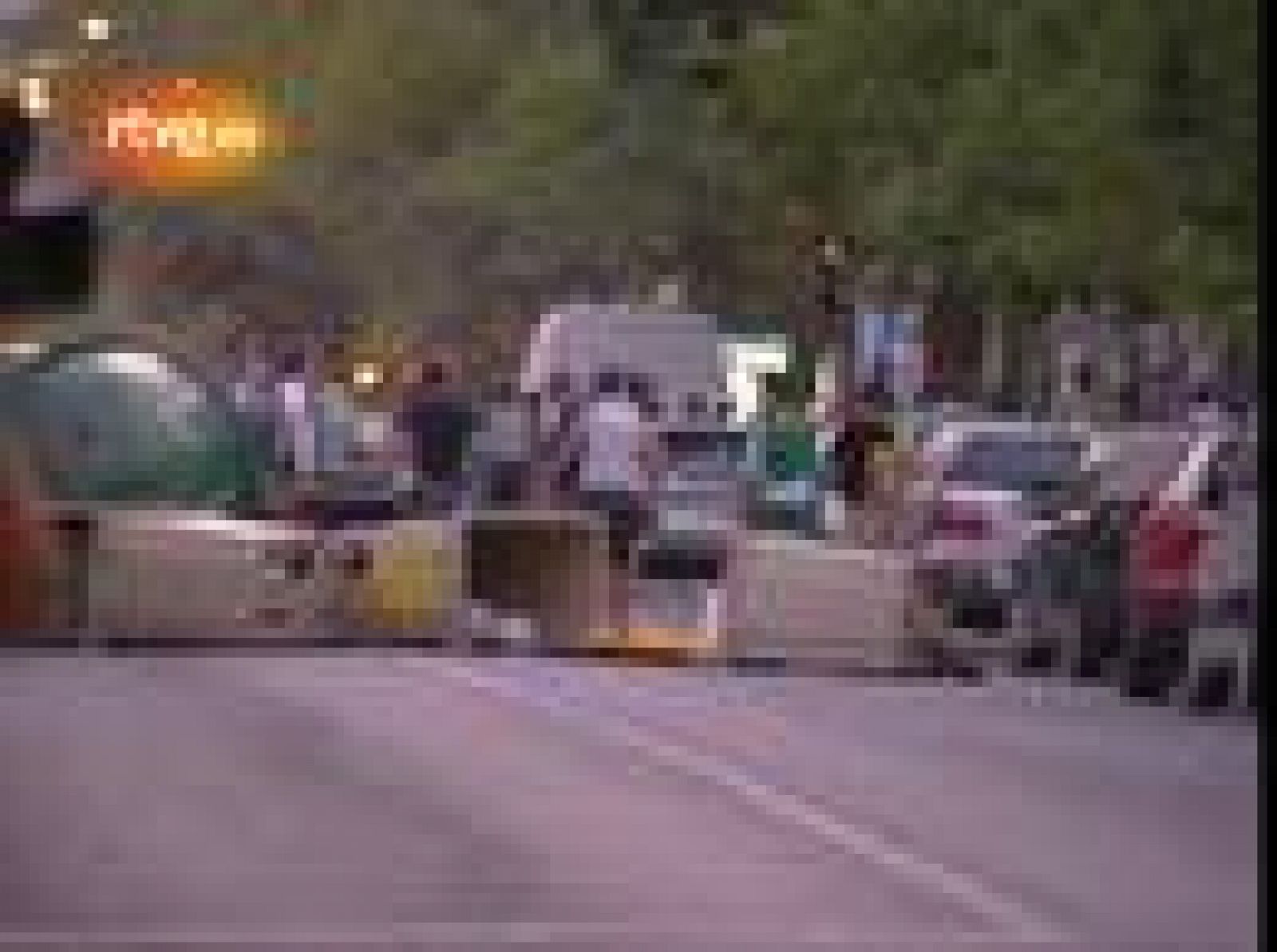 Altercados al finalizar el último partido de liga en Sevilla, con el consecuente descenso a segunda división del Betis.