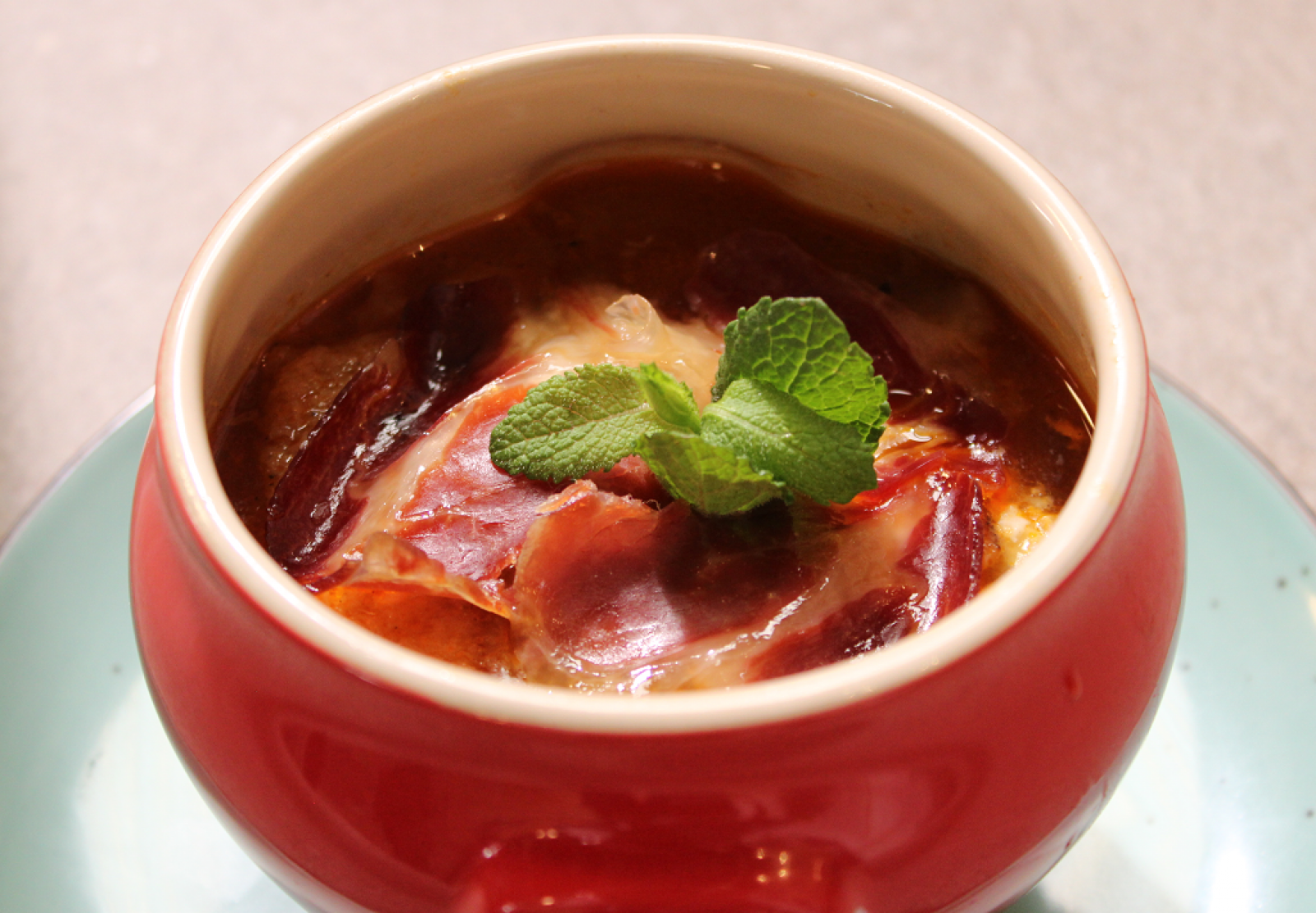 "Sopa castellana" de Dani García | Ver