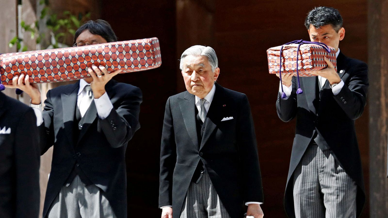 Japón se prepara para la abdicación del emperador Akihito