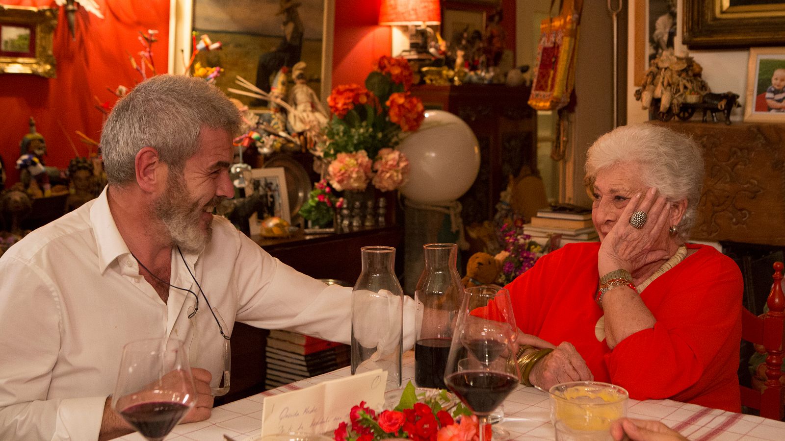 Vídeo adelanto Lorenzo Caprile en 'Cena con mamá'