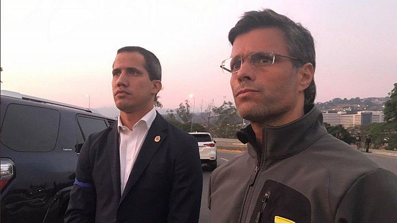 Juan Guaidó libera al opositor venezolano Leopoldo López 