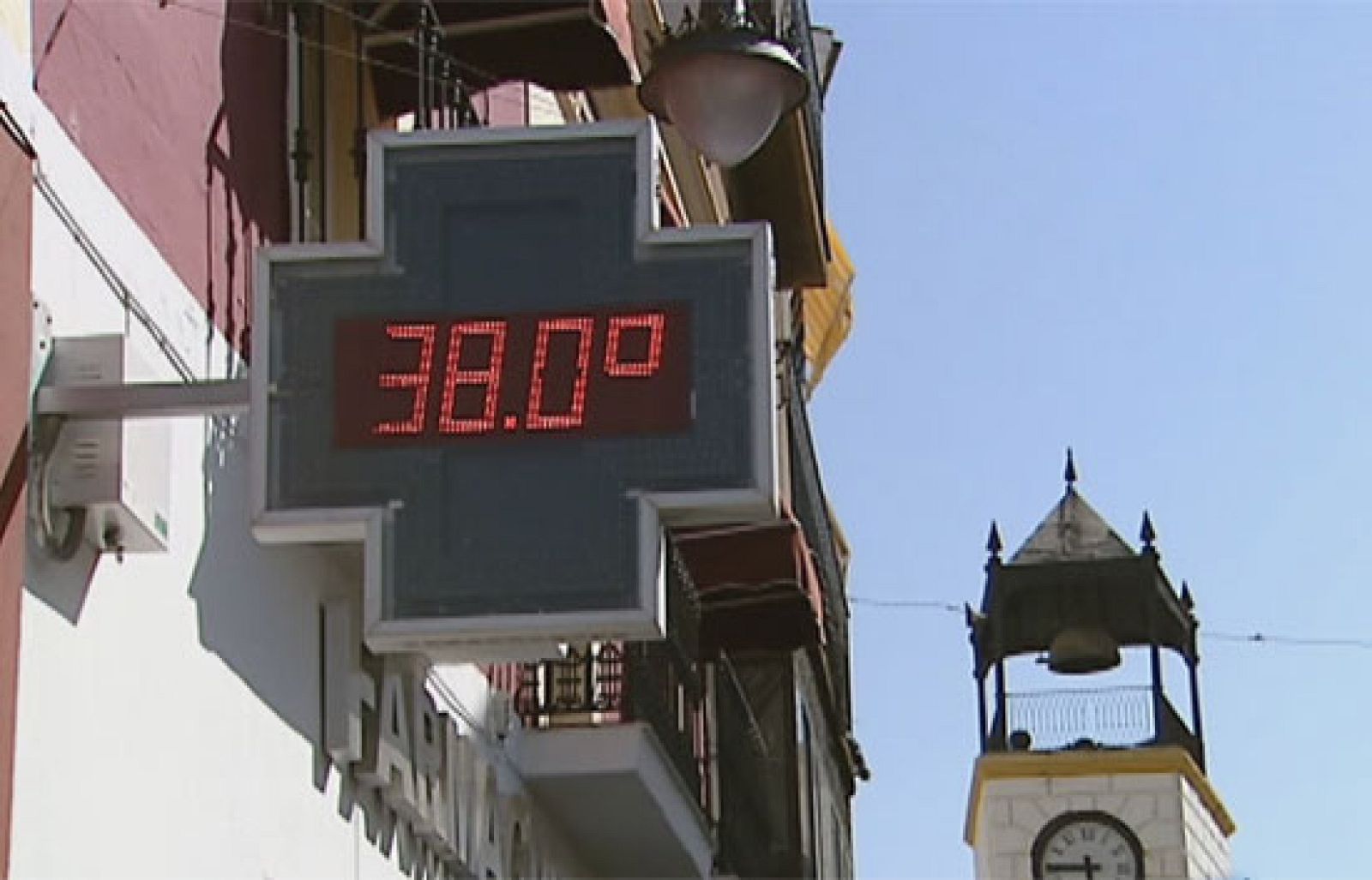 El primer día del mes se han alcanzado temperaturas por encima de los treinta grados en numerosos puntos de la Península.