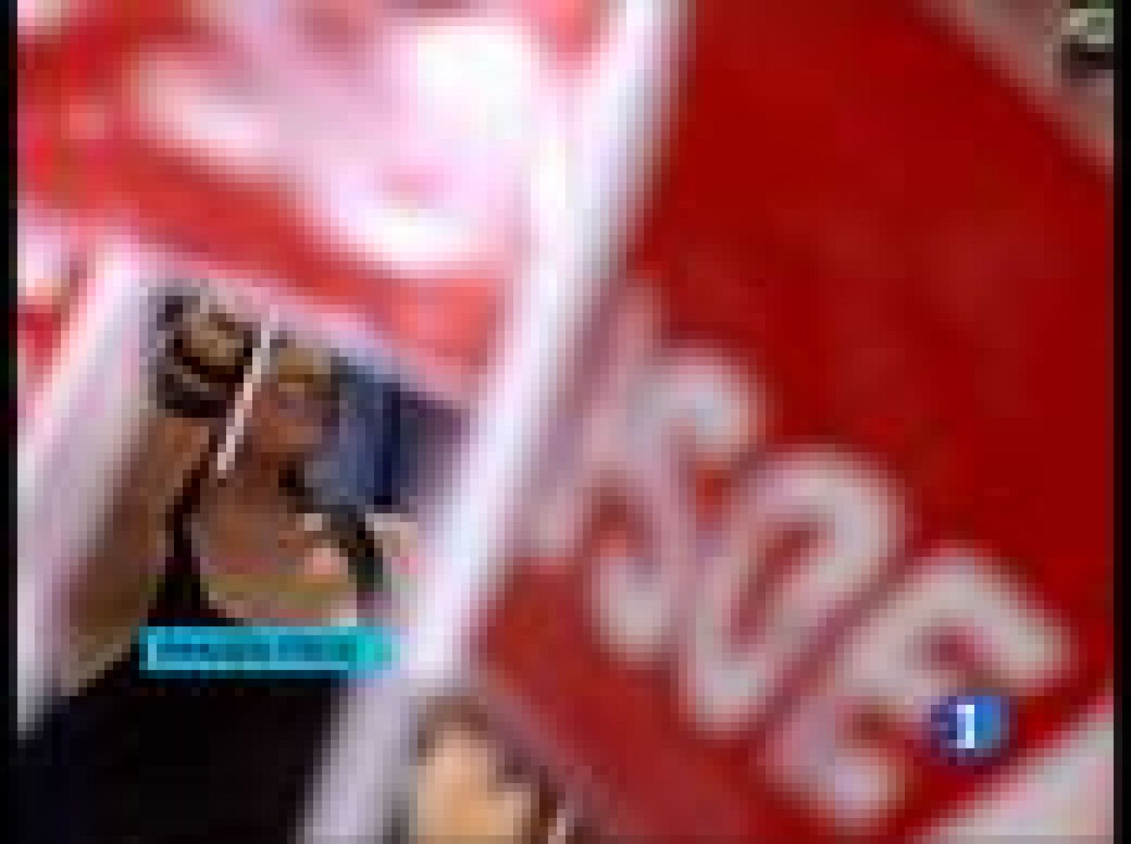 Felipe González participa en un mitin del PSOE en Málaga | Ver