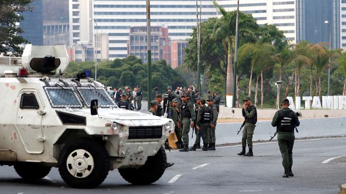 Guaidó frente a Maduro
