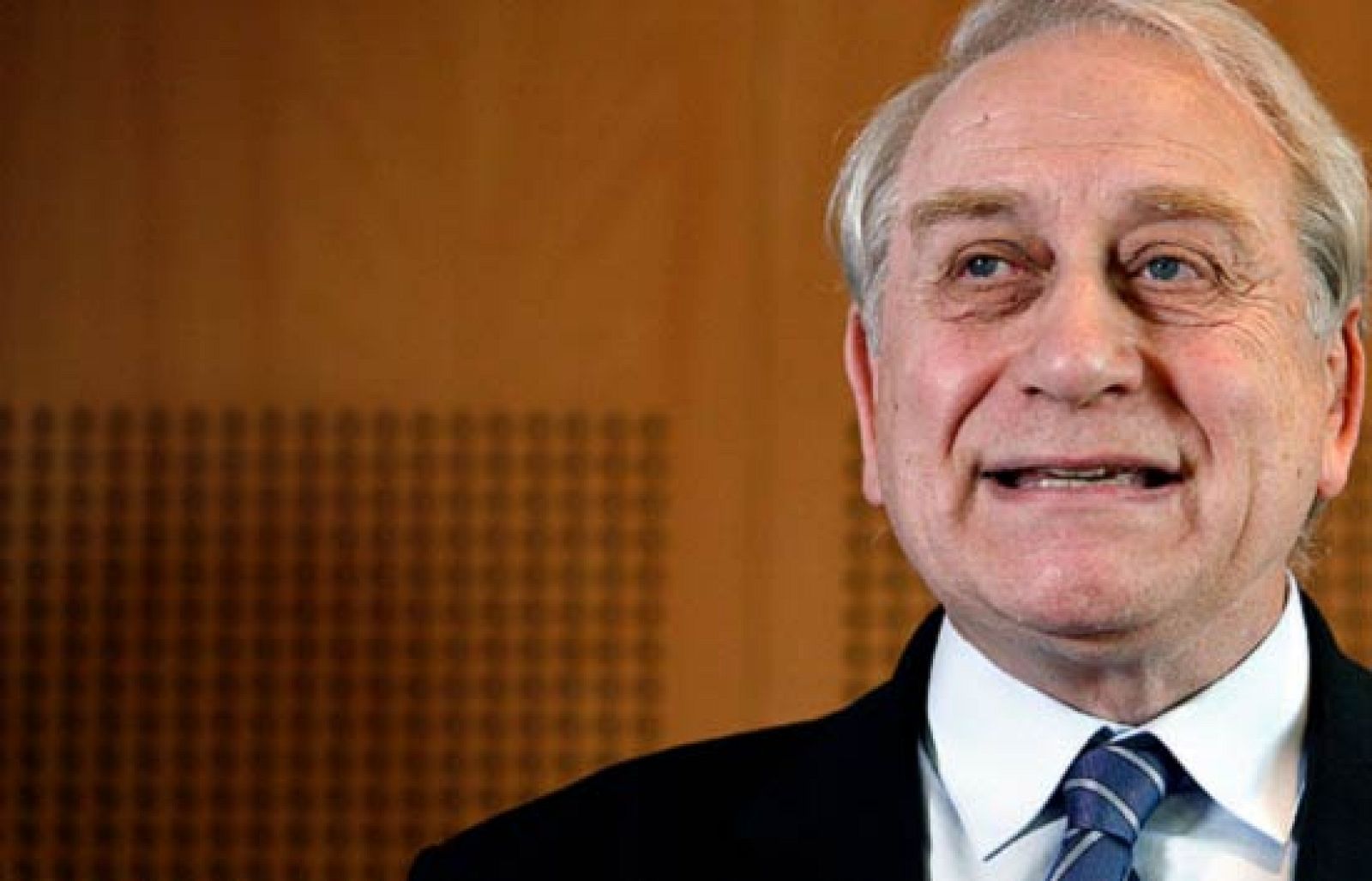 Los investigadores: 'Puede que no encontremos las cajas del avión' | Ver