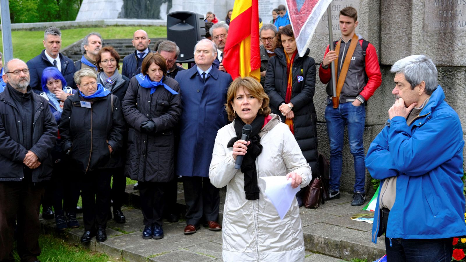 Telediario 1: Delgado abandona el homenaje a los deportados en Mauthausen al citar la Generalitat a los "presos políticos" | RTVE Play