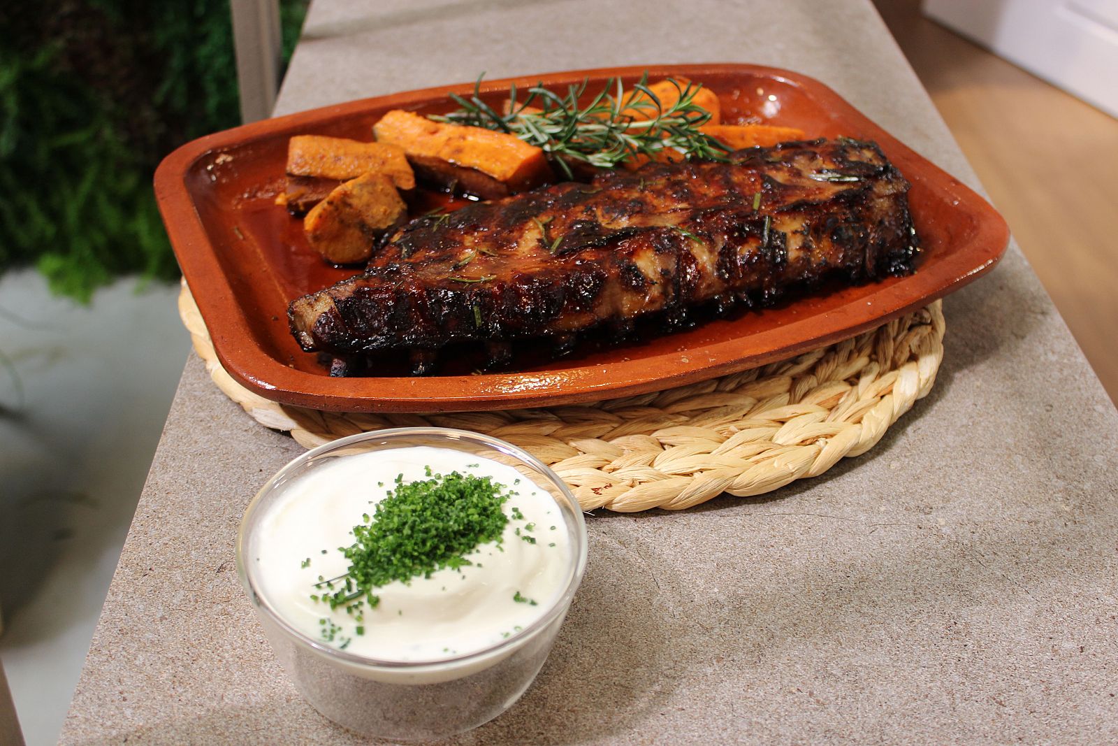 Hacer de comer - Timbal de verduras y costillas a la miel