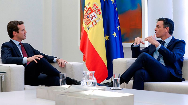 Casado se reúne con Sánchez para tratar de evitar la ruptura constitucional