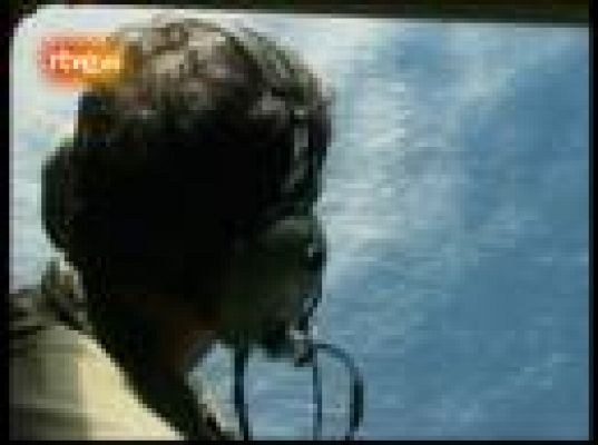  - Buscando los restos del avión
