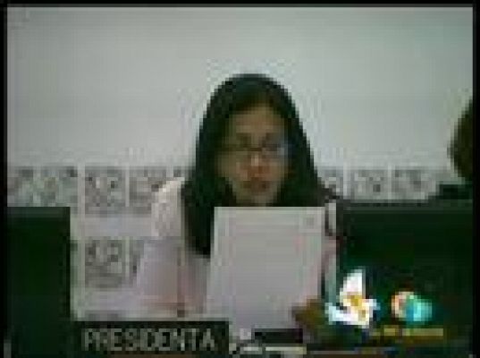  - La OEA levanta la suspensión a Cuba