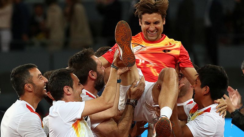 David Ferrer ha dado sus últimos golpes en el partido del Madrid Open contra Alexander Zverev, que se ha impuesto al jugador español y ha puesto fina a su carrera deportiva.