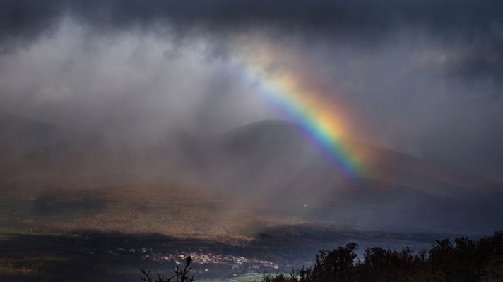 El tiempo - Lluvias persistentes acompañadas de viento fuerte en el noroeste peninsular