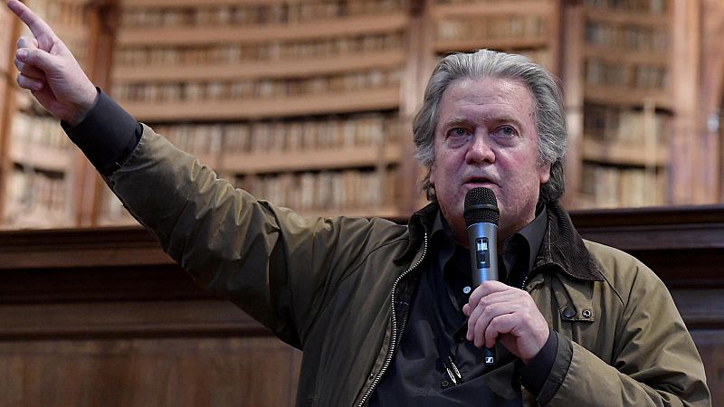 Steve Bannon crea una universidad en Italia para influir en la política europea