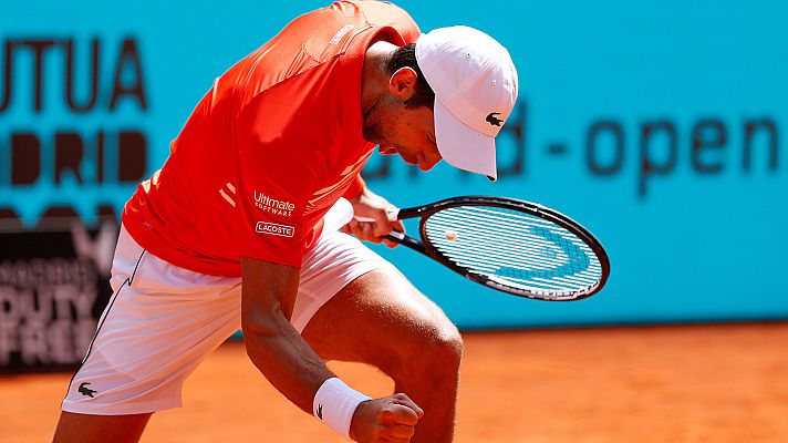 Madrid Open de Tenis - Djokovic se deshace de Chardy y alcanza los cuartos
