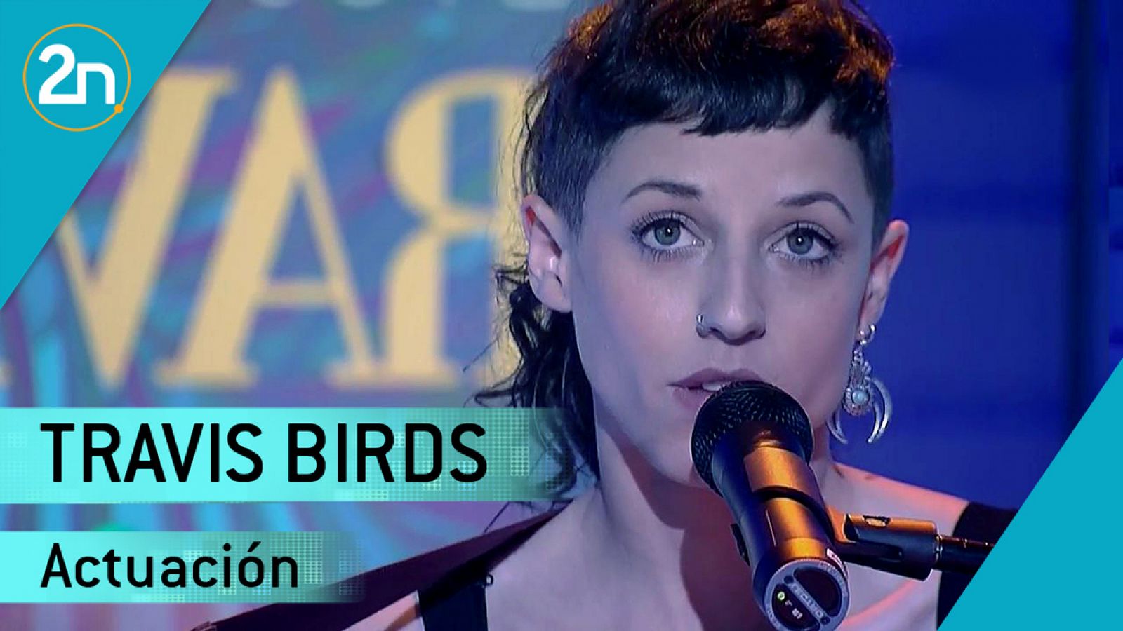 La 2 Noticias: Travis Birds presenta  "TANANANA" | RTVE Play