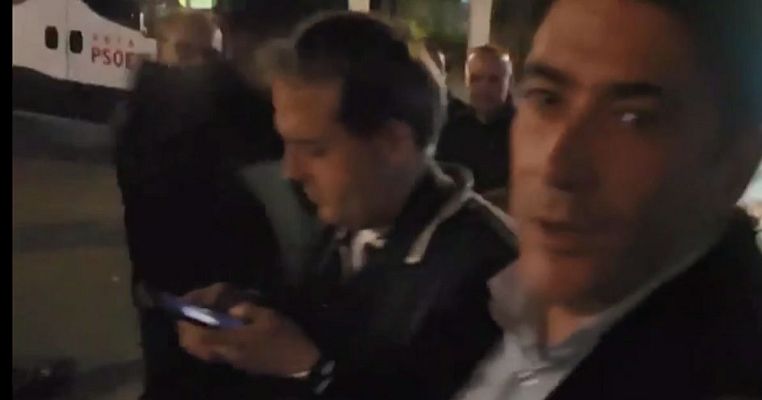 Telediario 1 - Altercado entre candidatos en Alcorcón (Madrid)