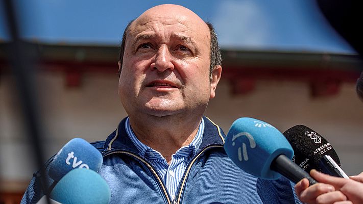 Telediario 1 - Andoni Ortúzar (PNV) reconoce la "entrega" de Rubalcaba y su papel en momentos clave de la democracia