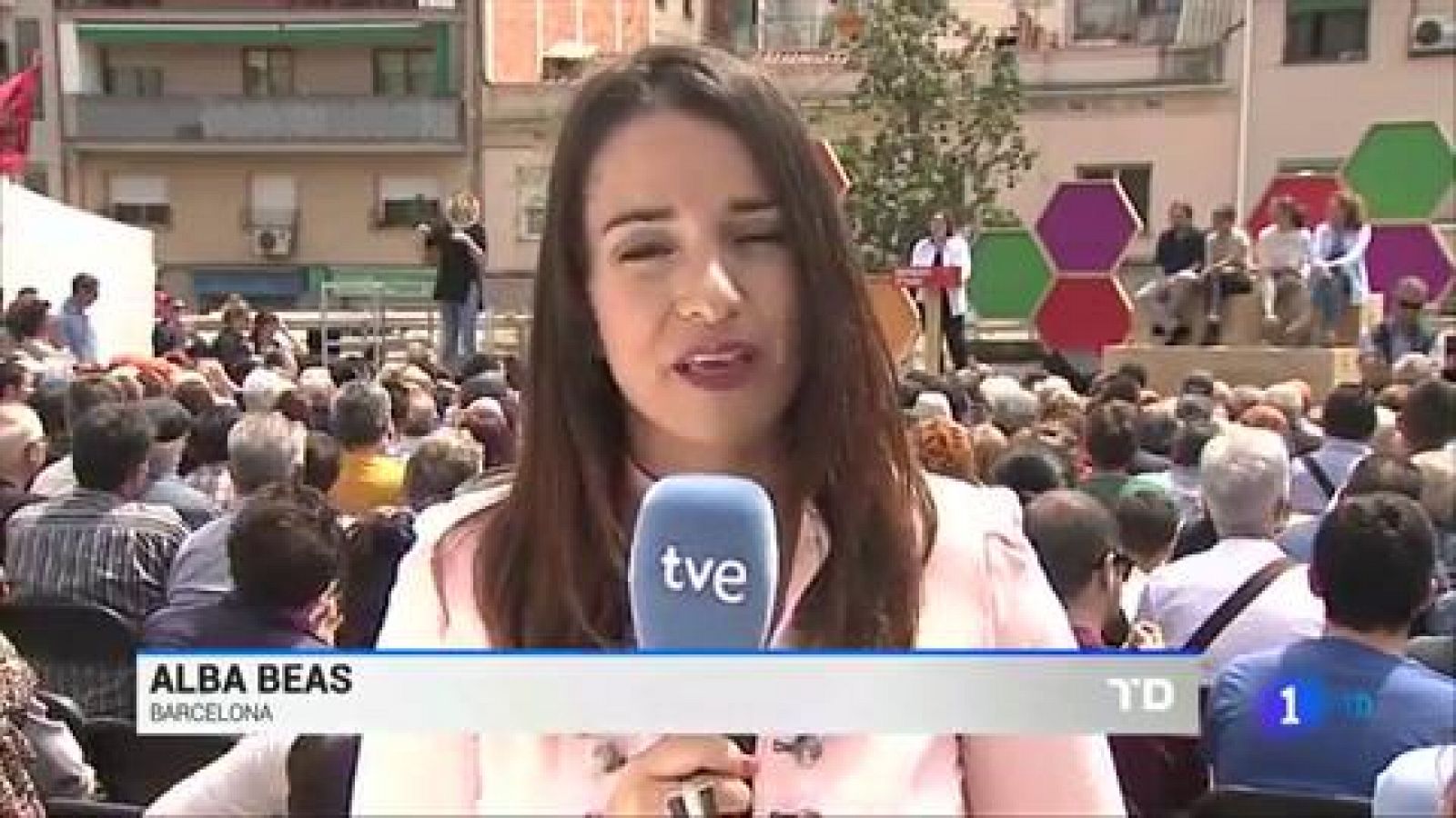 Telediario 1: Iglesias pide "empuje" el 26M para estar en el próximo Gobierno | RTVE Play