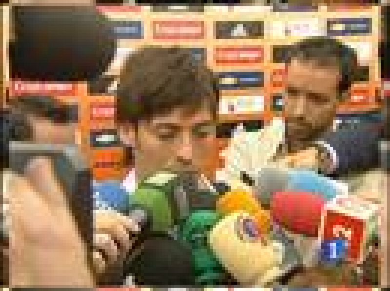 El jugador del Valencia David Silva, declara que es un halago que un equipo como el Real Madrid se interese por él.