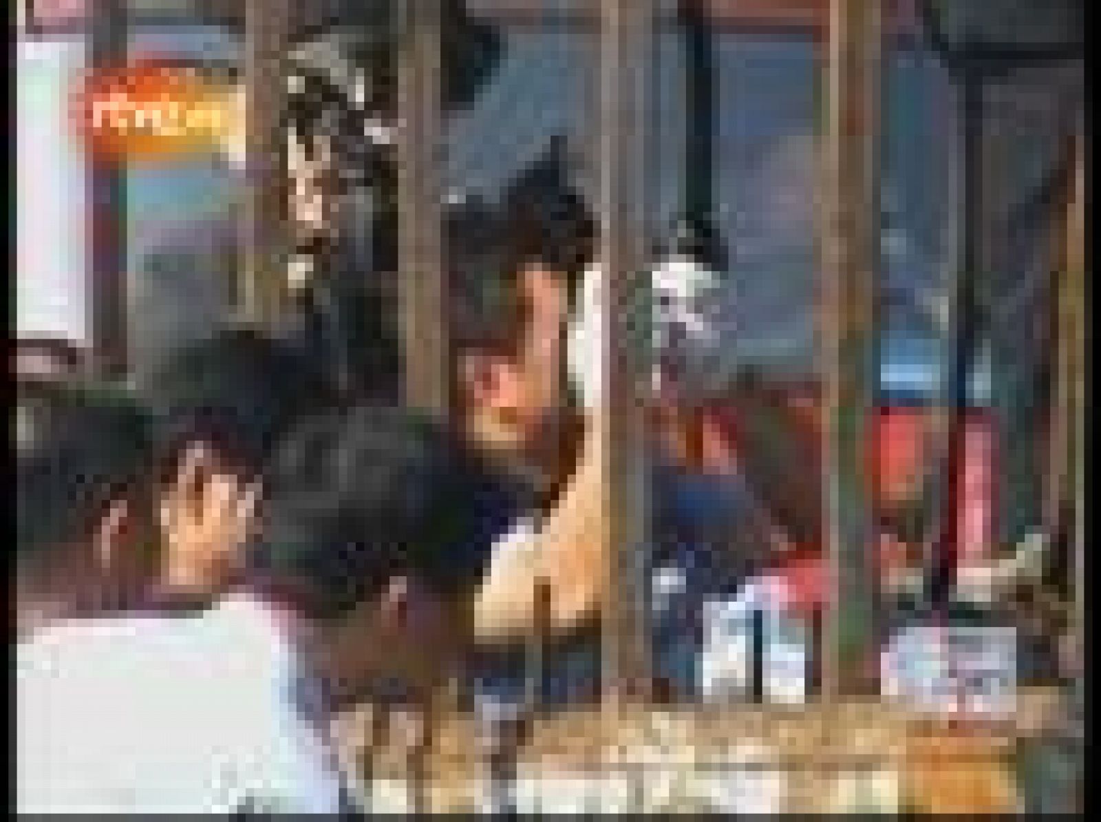 25 muertos en el incendio de un autobús chino | Ver