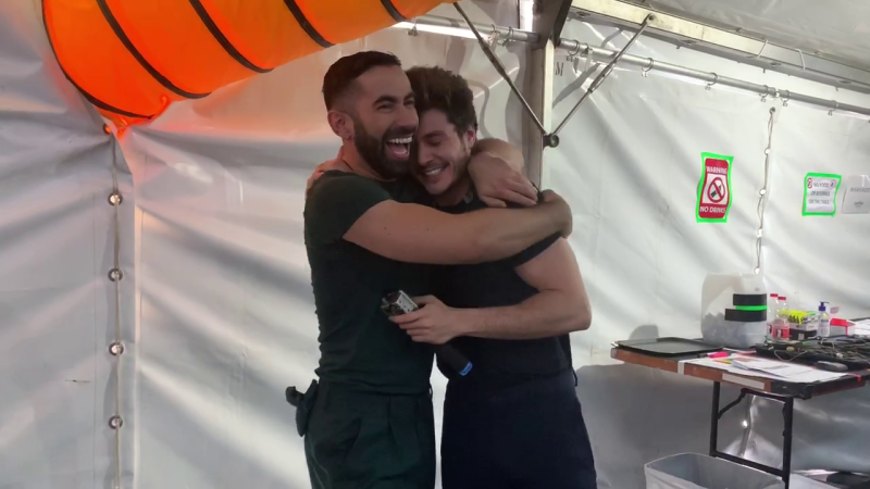 Eurovisi�n 2019 - La emoci�n de Miki y toda la delegaci�n espa�ola despu�s del segundo ensayo