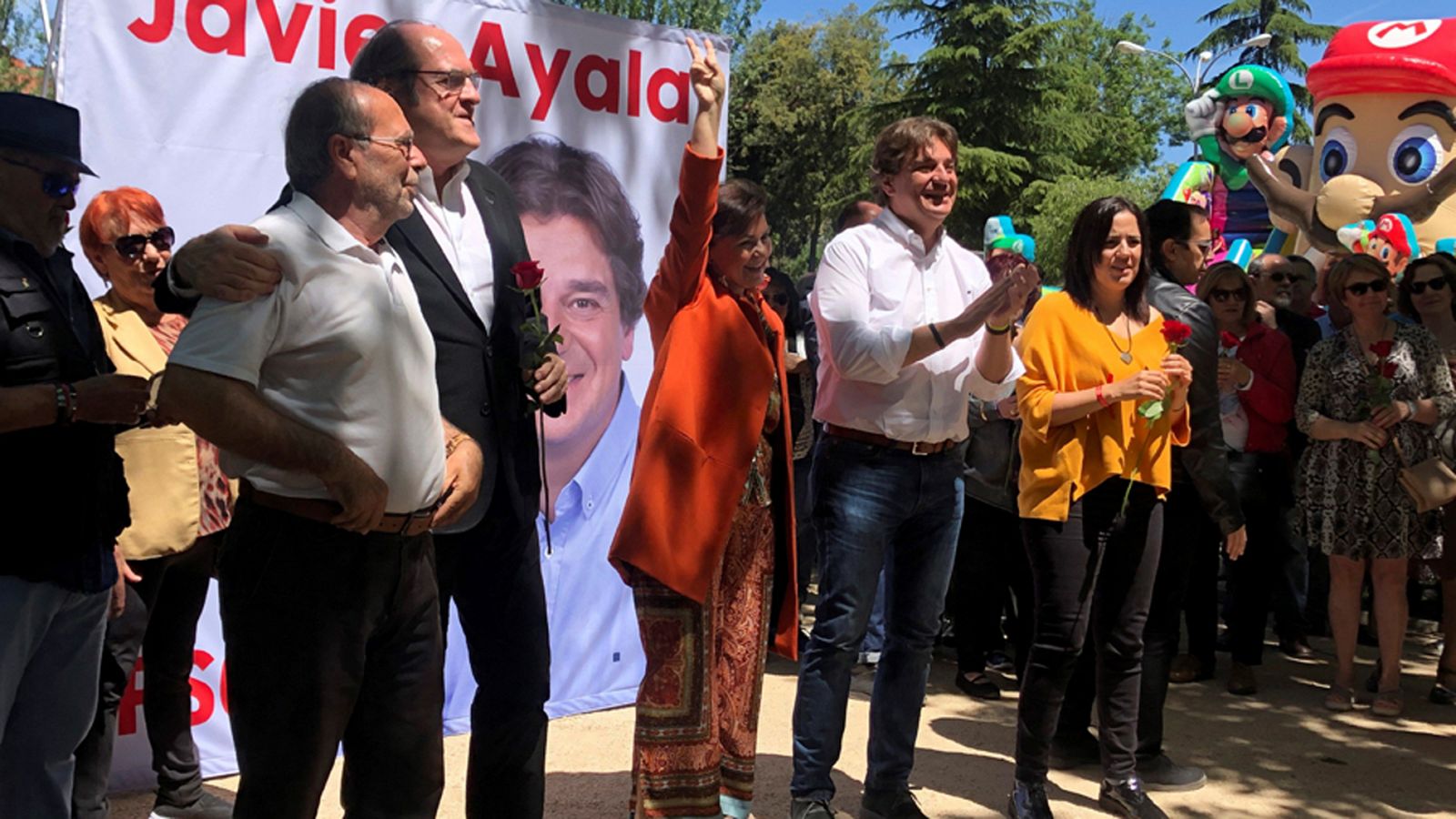 Carmen Calvo (PSOE) llama a "rematar" el trabajo del 28A en un mitin dedicado a Rubalcaba