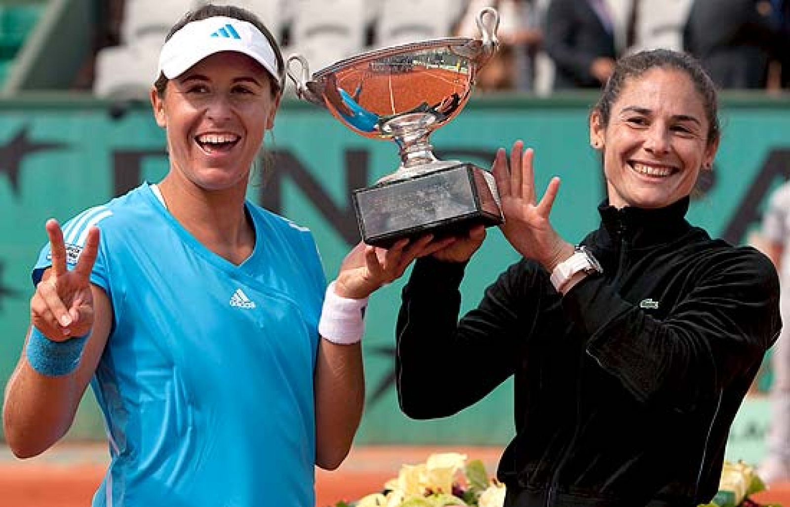 La pareja española formada por Virgina Ruano y Anabel Medina gana su segundo Roland Garros consecutivo en dobles,