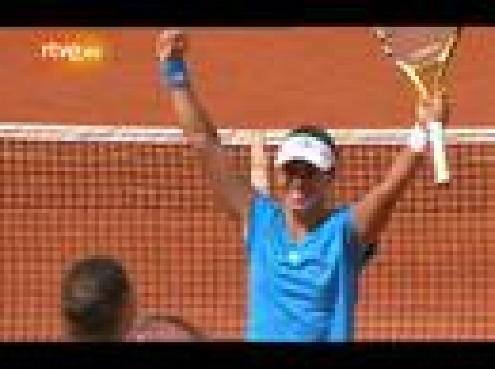 La pareja española formada por Virgina Ruano y Anabel Medina gana su segundo Roland Garros consecutivo en dobles,