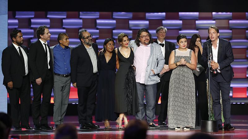 La mexicana Roma, de Alfonso Cuar�n, ha hecho valer su condici�n de favorita y ha ganado 5 de los 9 Premios Platino a los que optaba. Unos galardones que se suman a sus 3 Oscars, 2 Globos de Oro, 4 premios Bafta, el Goya a la Mejor Pel�cula Iberoamer