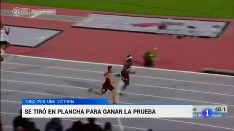 El atleta Infinite Tucker sorprendió a todos en los Campeonatos de Atletismo de la Conferencia Sureste de Estados Unidos al lanzarse en plancha sobre la línea de meta para conseguir la victoria en la prueba en los 400 metros vallas.