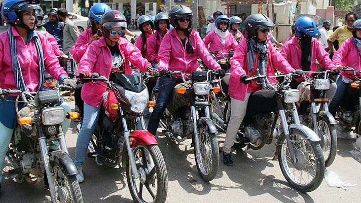 Las Pink Riders, liberación sobre ruedas