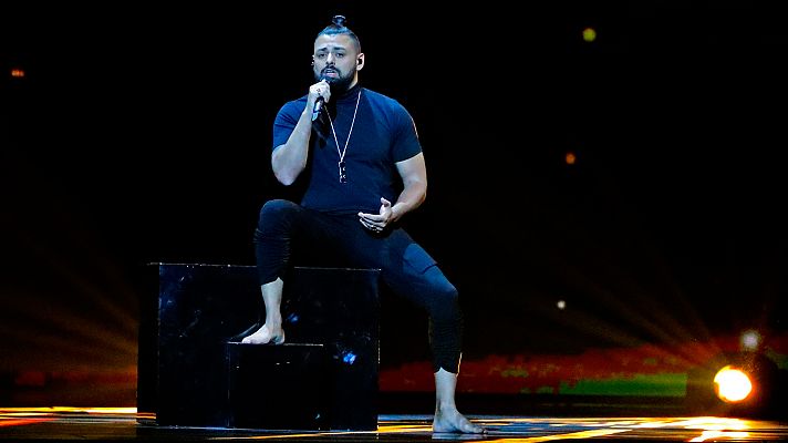 Hungría: Joci Pápai canta "Az én apám"