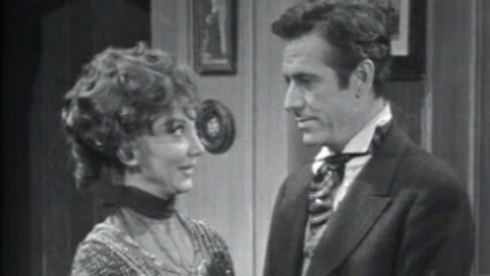 Teatro de siempre - Casa de muñecas - Teatro en el Archivo de RTVE | Ver