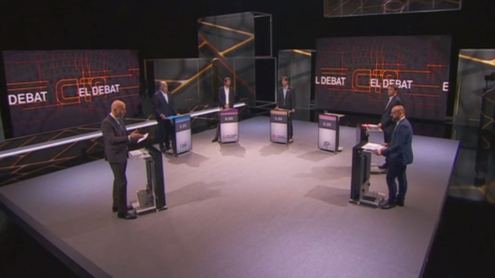 Elecciones europeas: El candidato de JxCat abandona el debate de TV3 en protesta por la decisión de la Junta Electoral