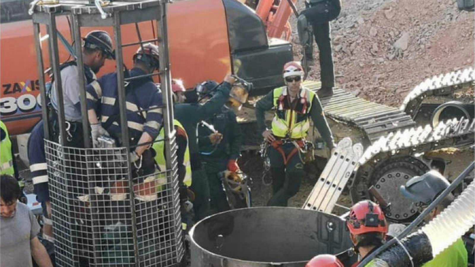 La Audiencia de Málaga ve innecesario que se investigue si Julen murió por la piqueta | Ver