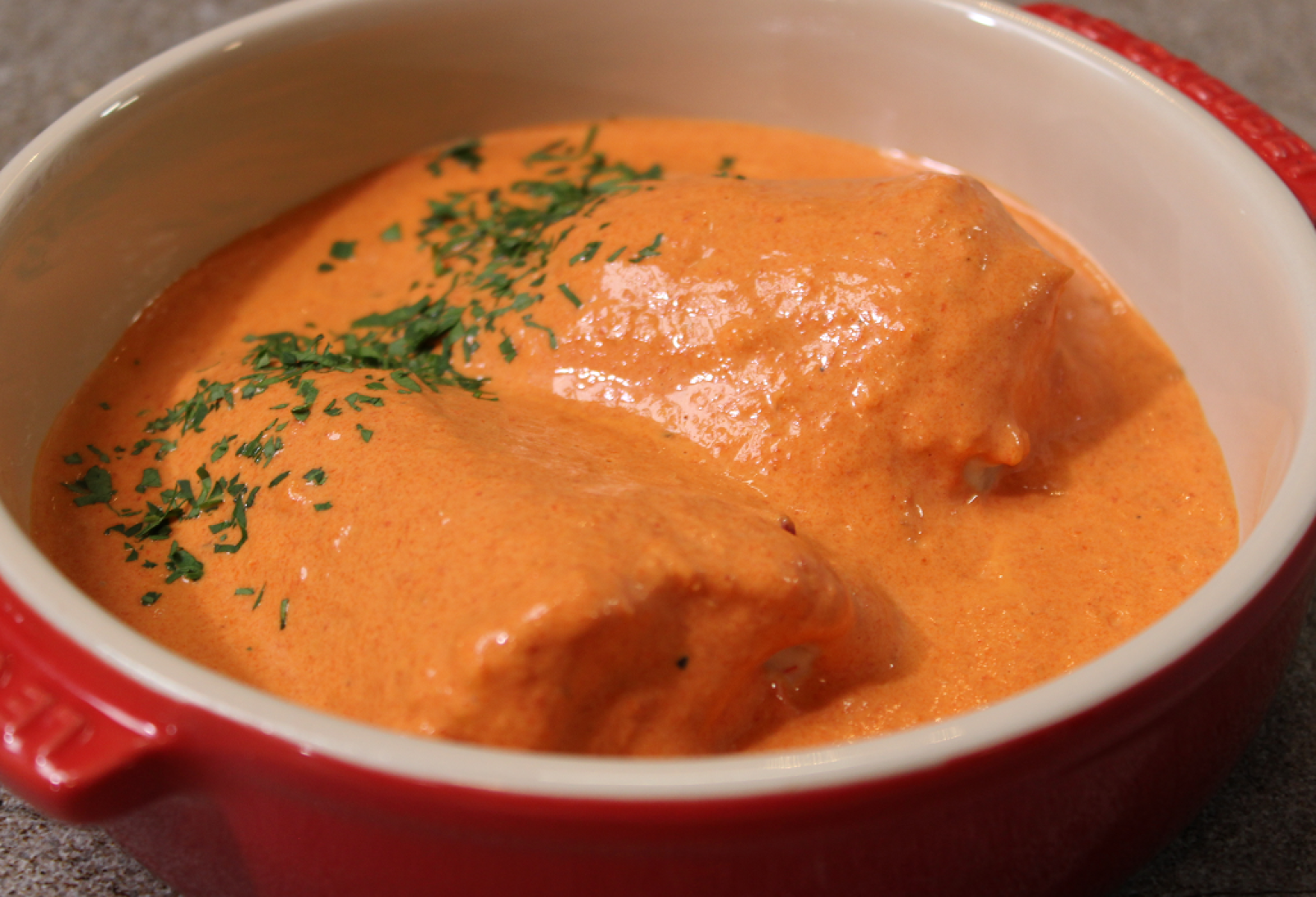 "Pimientos del piquillo rellenos de merluza y gambas" de Dani García | Ver