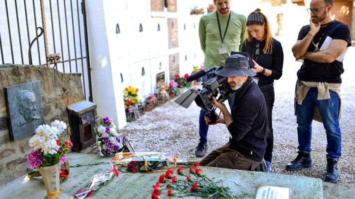 Cultura en Rtve.es - RTVE.es estrena el primer teaser del documental 'Los días azules', que homenajea Machado en el 80 aniversario de su muerte