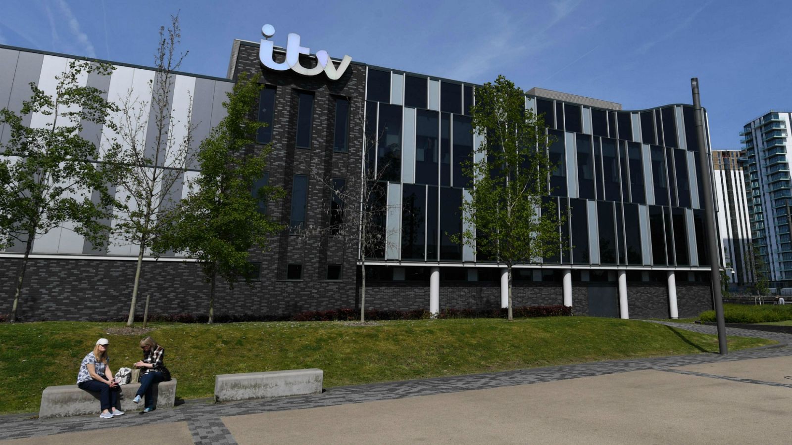 Reino Unido cancela un programa de telerrealidad tras el suicidio de uno de sus participantes