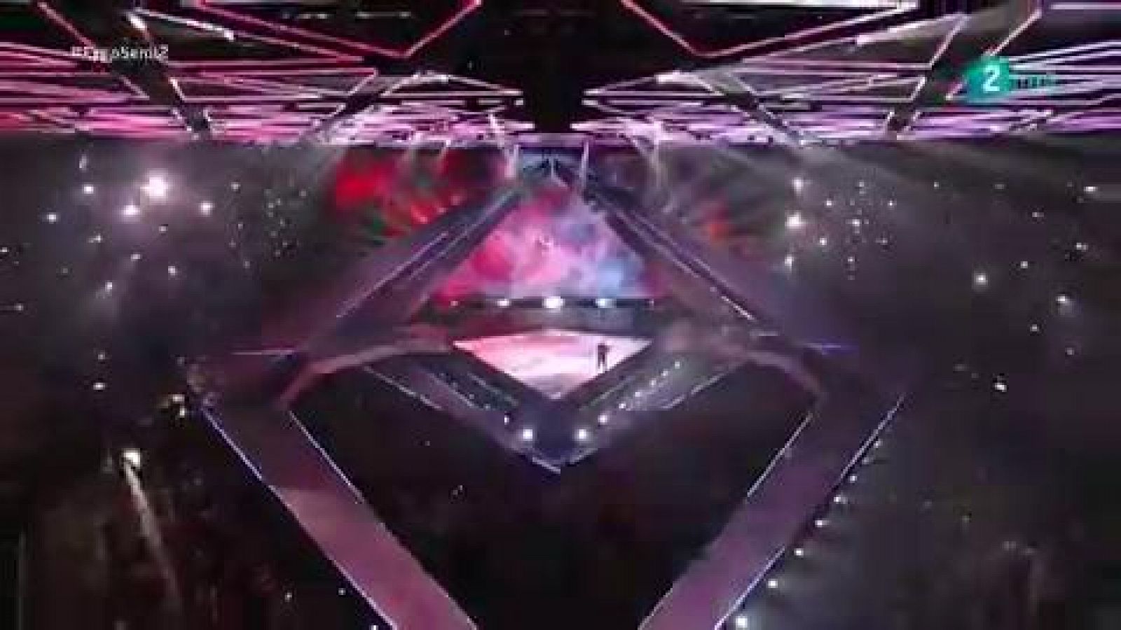 Eurovisión 2019 - Minuto de Reino Unido: Michael Rice canta "Bigger than Us" en la segunda semifinal
