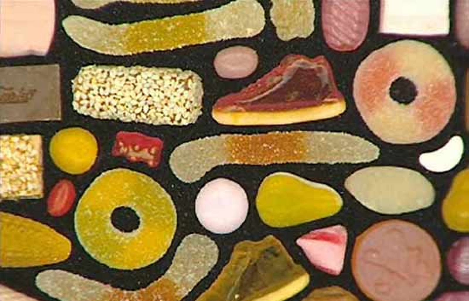 El artista chino Hong Hao lleva más de 20 años escaneando todos los elementos de su vida "material", para mostrarlos juntos y coordinados, como en una coreografía de tamaños y colores. Es su forma de construir el gran mosaico de todos los objetos cotidianos e íntimos que nos rodean (08/06/09).