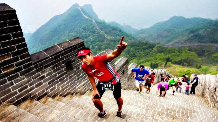 Telediario 1 - La Maratón de la Gran Muralla China y sus 5.164 pasos hacia la gloria