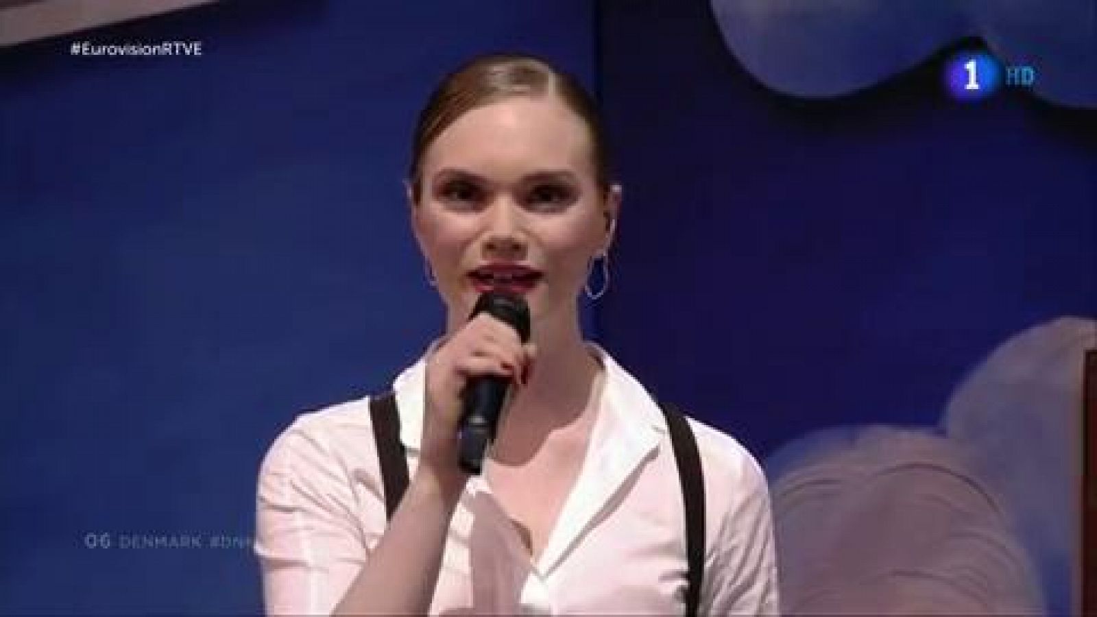 Final Eurovisión 2019 - Dinamarca: Leonora canta "Love ir forever"