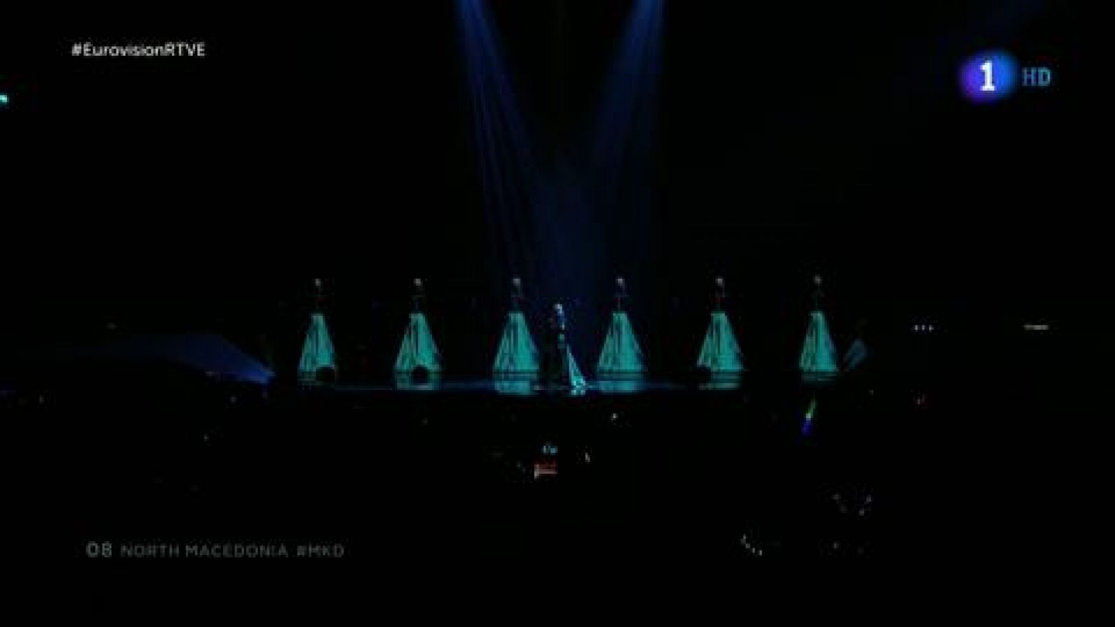 Eurovisión 2019 - Macedonia: Tamara Todevska canta "Proud" en la final